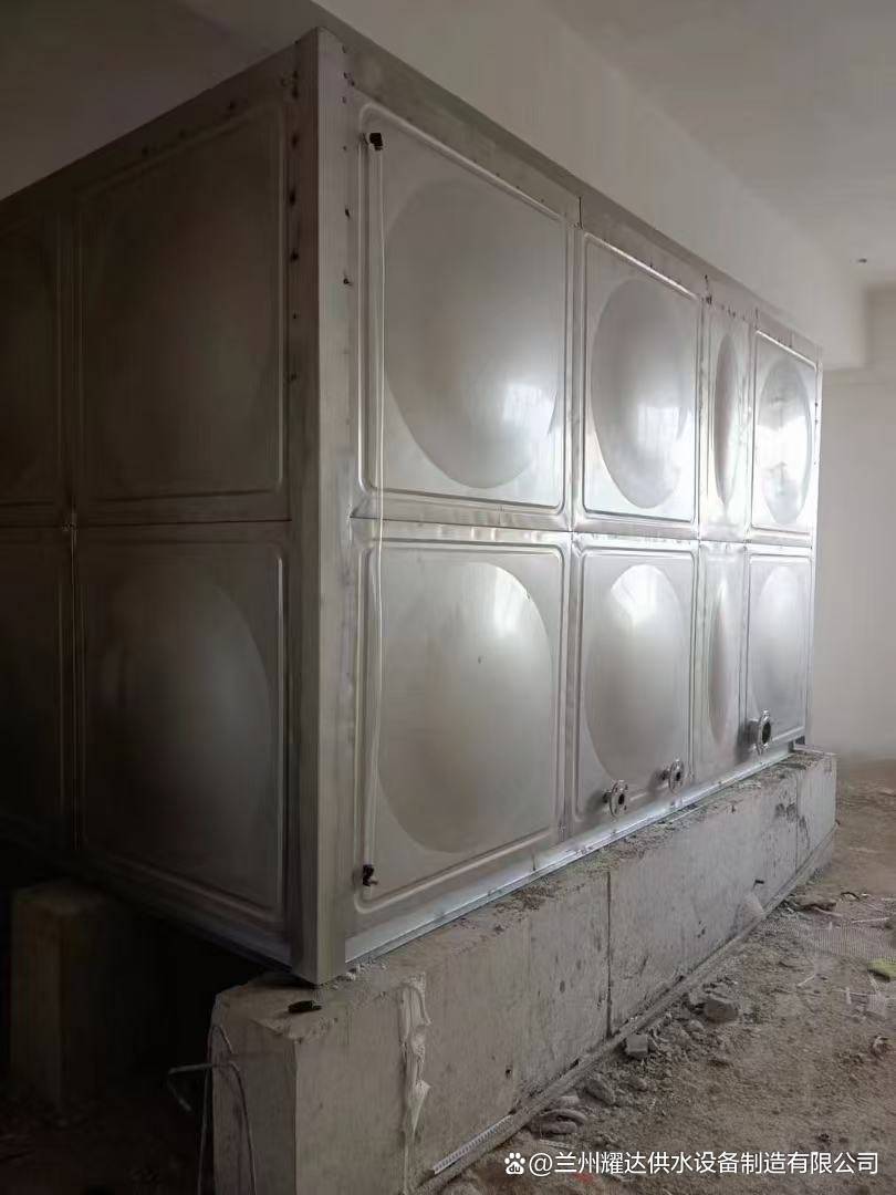 ถังเก็บน้ำอุตสาหกรรมสแตนเลสสำหรับขาย