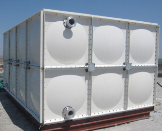 Réservoir d'eau industriel SMC